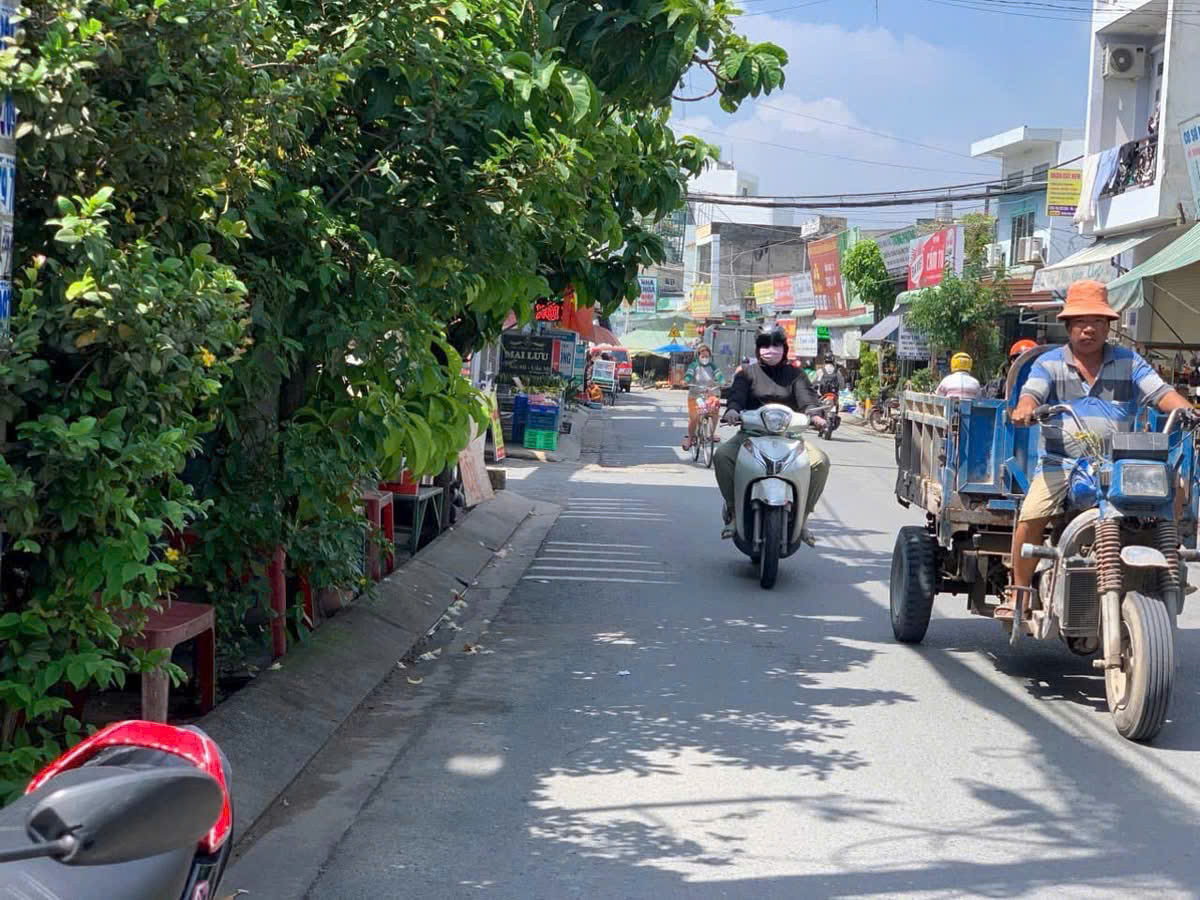 Bán lô đất (23 x 100), full thổ Mặt Tiền Hiệp Thành 13, Quận 12 Giá 76 tỷ