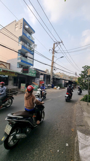 Bán lô đất (23 x 100) Mặt Tiền Hiệp Thành 13, Quận 12 Giá 76 tỷ