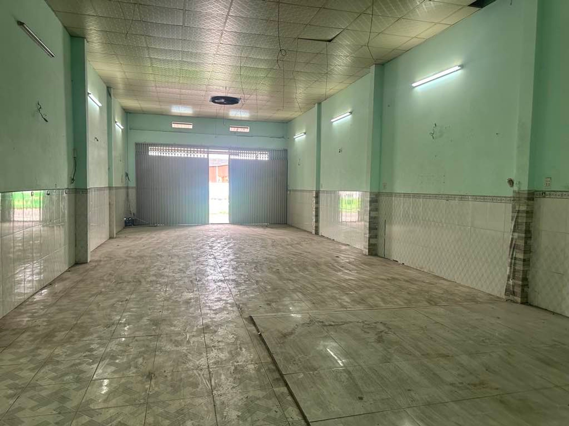 Bán đất mặt tiền Hiệp Thành Quận 12 diện tích 220m2 ngang 9m