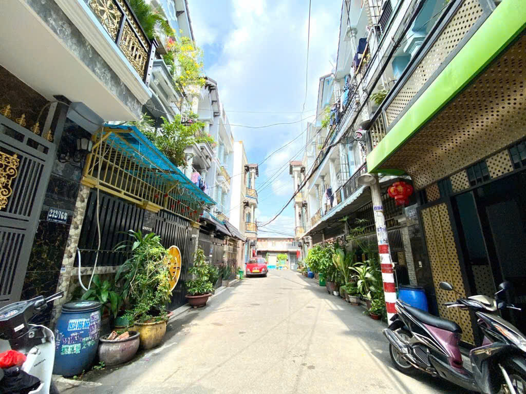 NHÀ ĐẸP 4 TẦNG HXH KHU PHÂN LÔ ĐỒNG BỘ HT 13 Q. 12- 53m2 (5x11) 4PN chỉ hơn 5tỷ

◾️g