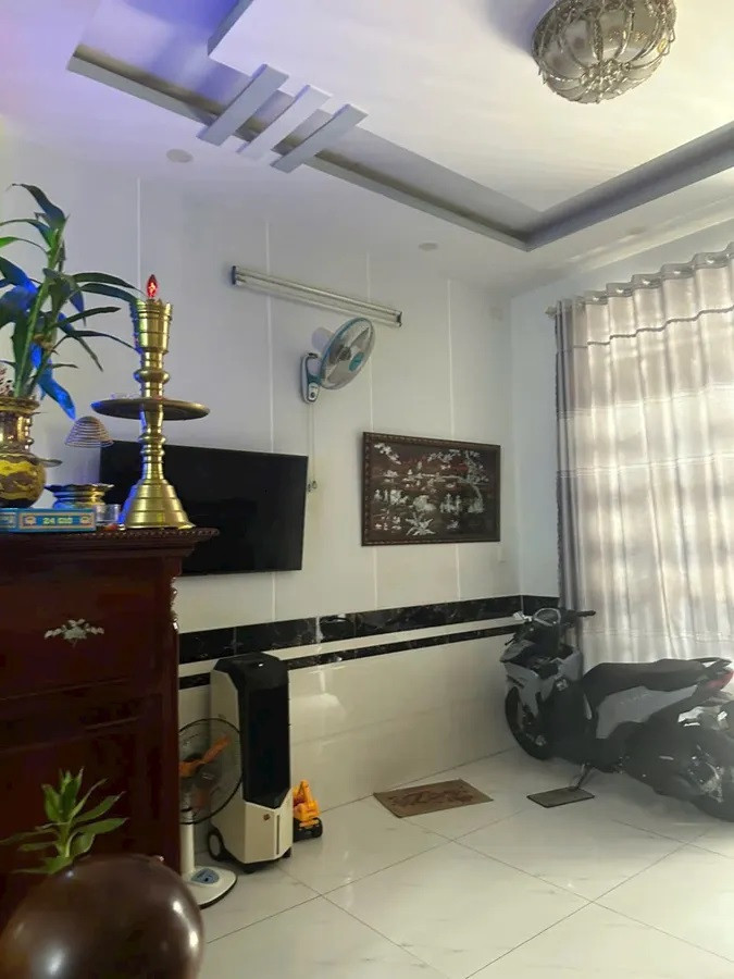 Bán nhà Hiệp Thành 17, Quận 12, SHR 56 m2, 3 tầng chỉ 4.63T