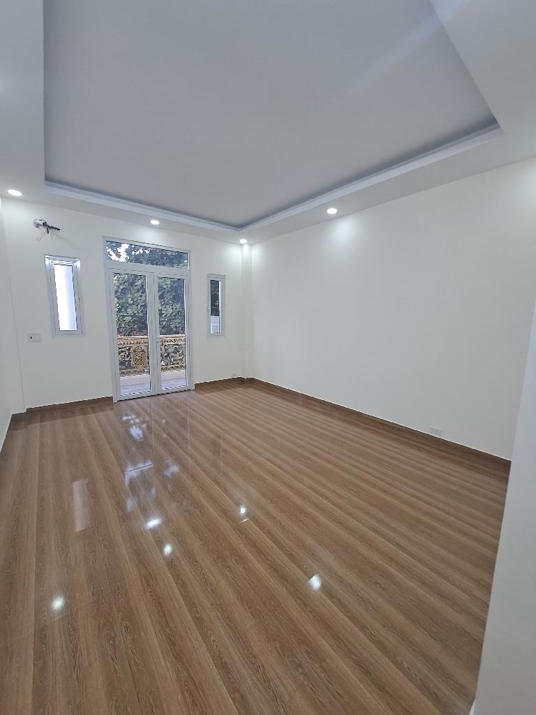 NHÀ ĐẸP HIỆP THÀNH 05 – Ô TÔ ĐẬU CỬA – 67.8M² – 4 TẦNG – CHỈ 7.1 TỶ TL
