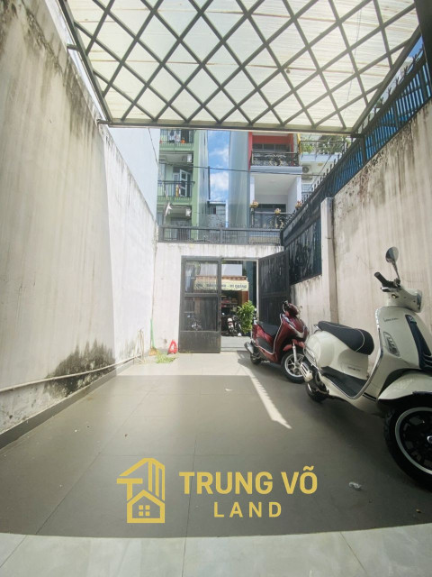 🏡 Bán nhà HXH Hồ Bá Kiện P.15 Q.10, sát MT, 7.x tỷ!