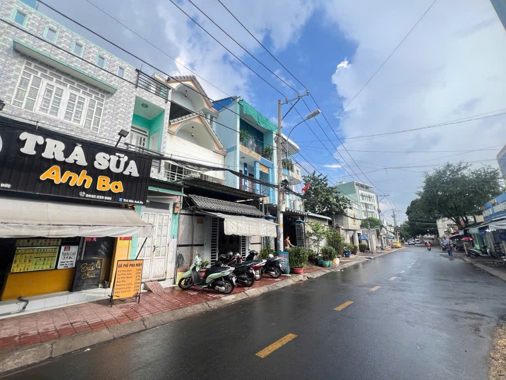 100B Hồ Bá Phấn 100 4 5.1 19.5 15 tỷ Phường Phước Long A, Q9 - SIÊU PHẨM 2 MẶT TIỀN KINH DOANH ĐỈNH - NGANG HƠN 5M - 4 TẦNG