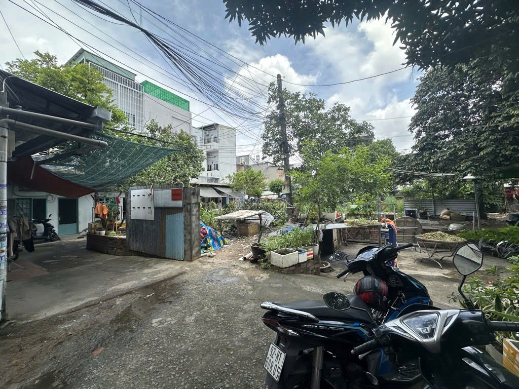 45.3 Hồ Bá Phấn 1866 C4 40 47 150 tỷ, phường Phước Long A, Quận 9 - MẶT TIỀN THỤT HỒ BÁ PHẤN  NẰM CẠNH TRƯỞNG HỌC SỔ VUÔNG FULL THỔ CƯ XÂY DỰNG CÂN HỘ DỊCH VỤ NHÀ HÀNG KHÁCH SẠN