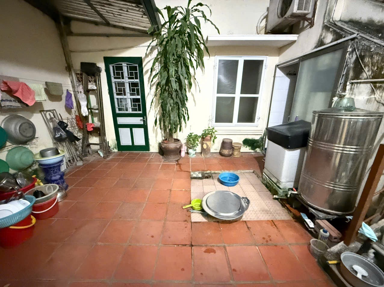 Bán nhà Hồ Đắc Di (Đống Đa) 120m, 2 tầng, mt 4m, giá 23.9 tỷ