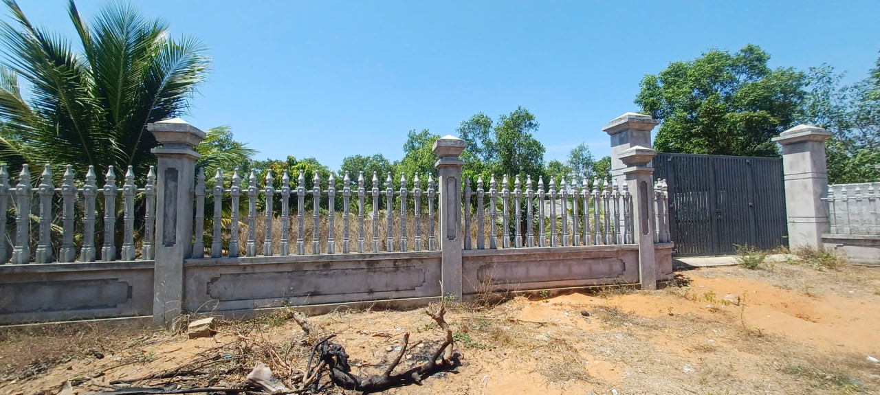 Bán lô đất 1000m2 quy hoạch full thổ cư - giáp khu dân cư Hồ Quang Cảnh. LH: 0974090487