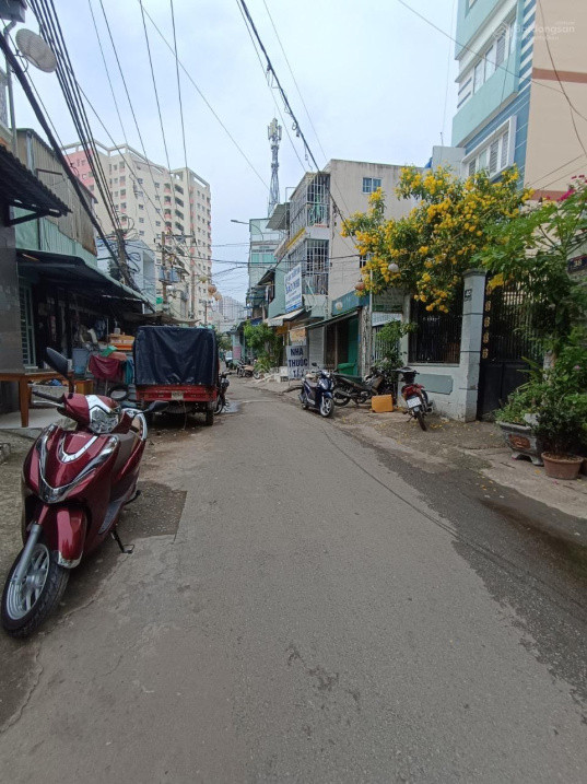 Siêu hiếm nhỉnh 3 tỷ có nhà hẻm xe hơi 6m, Phường 4 - Quận 8, 40m2 3 phòng ngủ, gần Aeon Cao Lỗ