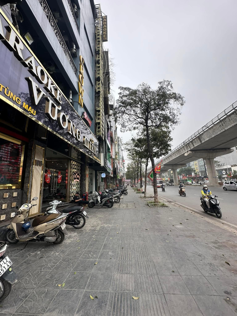[HẠ CHÀO-BÁN GẤP] Nhà MP Hồ Tùng Mậu,Cầu Giấy 65m2/8T Thang máy,MT 5m 38.8 Tỷ