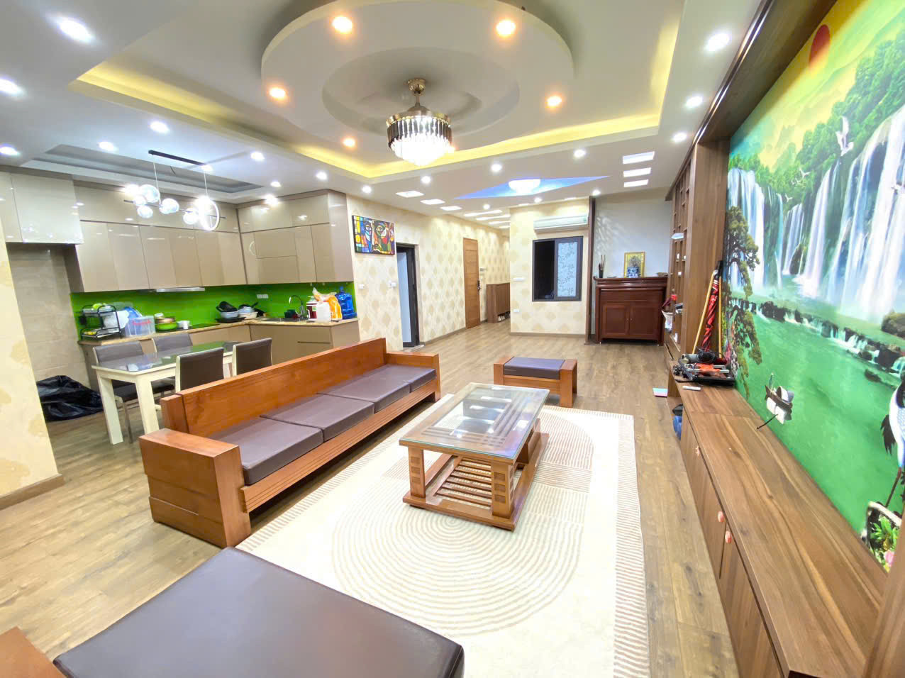 CHO THUÊ CĂN HỘ CHUNG CƯ 125m2 3N1K TẠI MAI DỊCH, CẦU GIẤY, HÀ NỘI