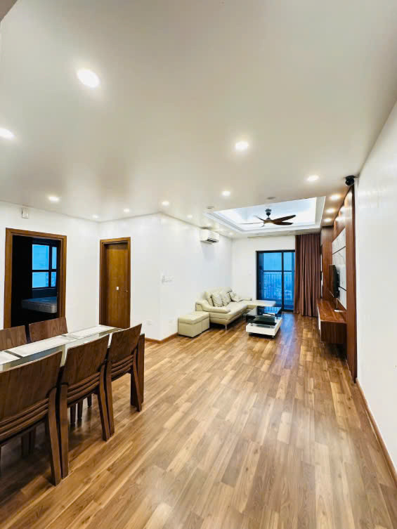 **CHÍNH CHỦ CHO THUÊ CĂN HỘ CHUNG CƯ TẠI 136 HỒ TÙNG MẬU - PHÚ DIỄN - BẮC TỪ LIÊM - HÀ NỘI