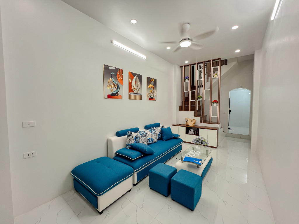 Bán Nhà! Văn Chương,15m ra phố,DT: 38m2 x 5Tầng,Giá: 6.83 tỷ Đống Đa