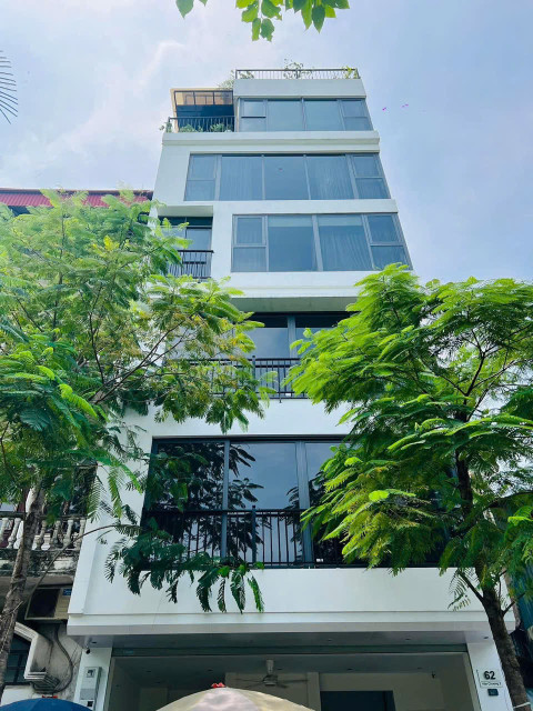 MẶT HỒ ĐỐNG ĐA ,7 TẦNG THANG MÁY,VIEWW VƯỜN HOA,2 VỈA HÈ MẶT TIỀN KHỦNG,CHỈ NHỈNH 20 TỶ