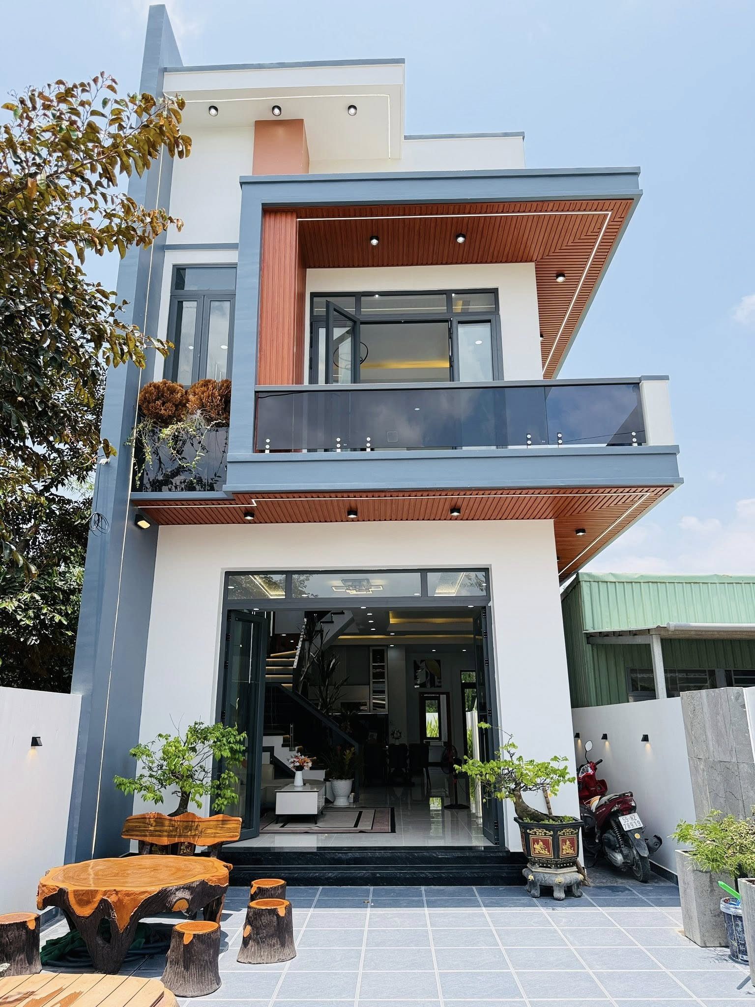 Bán Nhà 1 Lầu 3PN 3WC - Gần Trường TH Tương Bình Hiệp - TDM - Bình Dương