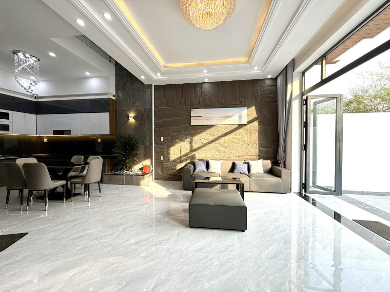 Chủ kẹt tiền cần bán gấp nhà riêng tại đường Hồ Văn Cống, Tương Bình Hiệp, TDM, SHR