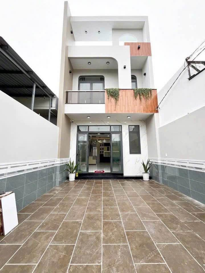 NHÀ GẦN CỔNG 11, PHƯỜNG PHƯỚC TÂN, Biên Hòa – SỔ HOÀN CÔNG Đầy đủ