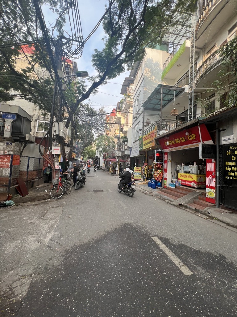 NHÀ 6 TẦNG MẶT PHÓ HOA BẰNG 65M2 X 6T, Ô TÔ NGỦ TRONG, THANG MÁY, KINH DOANH, 20 TỶ