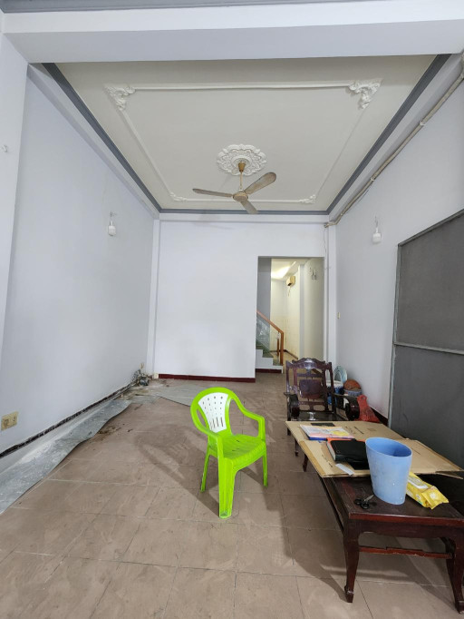 MẶT TIỀN KINH DOANH - ĐỐI DIỆN CV ĐẦM SEN - VỈA HÈ RỘNG.