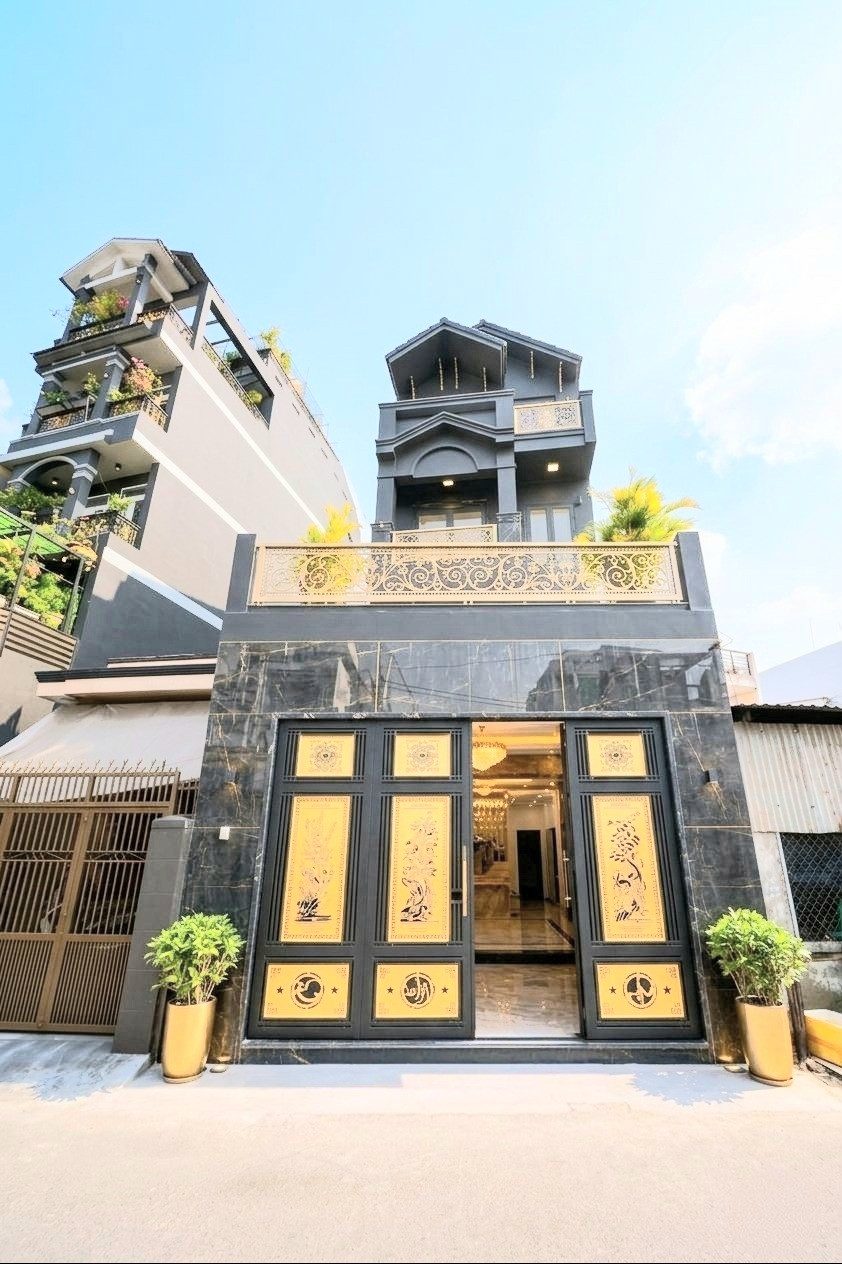 💥 VIP MẶT TIỀN VỪA Ở VỪA KINH DOANH 💥

📍Ngay phố ẩm thực Tô Hiệu – Hòa Bình – cạnh Đầm Sen
🏡 Nhà mới 5 tầng • 5PN • 5x20m
✨ Có sẵn ô chờ thang máy – khai thác cực tốt

🔥 Chốt nhanh chỉ 9.x tỷ (105)
📞 0902 106 911 xem nhà ngay