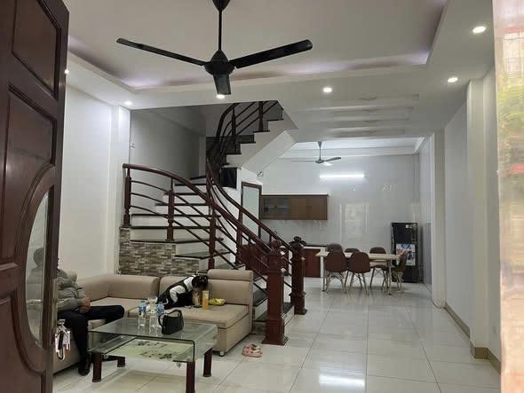 Cho Thuê Nhà Ngõ 15 Đường Hòa Bình - Tổ 14 Yên Nghĩa - Hà Đông/ Giá Thuê 6tr/ th