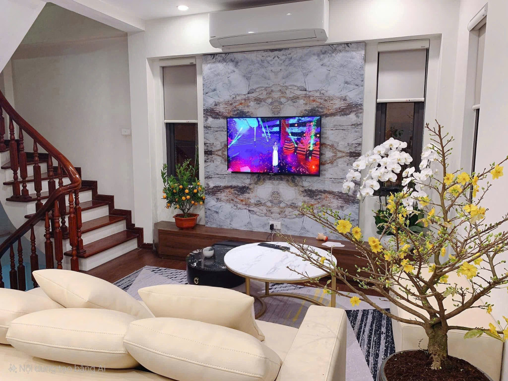 LÔ GÓC VIỆT HƯNG,LONG BIÊN DT41M GIÁ CHỈ 8.45 TỶ NGÕ THÔNG Ô TÔ QUA NHÀ