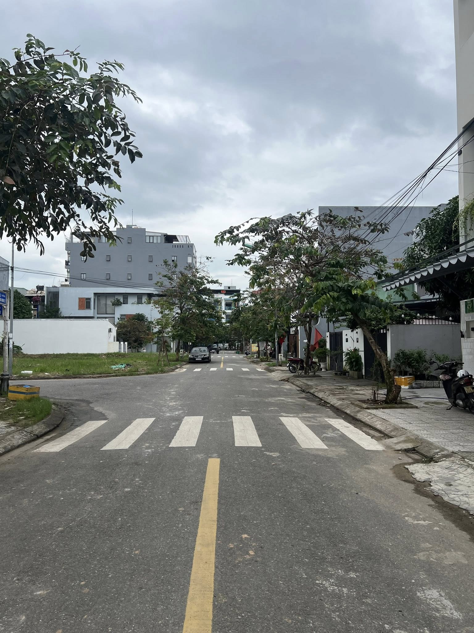 Bán đất mặt tiền Hoà Minh 27- Gần trục chính Hoàng Thị Loan và Nguyễn Sinh Sắc