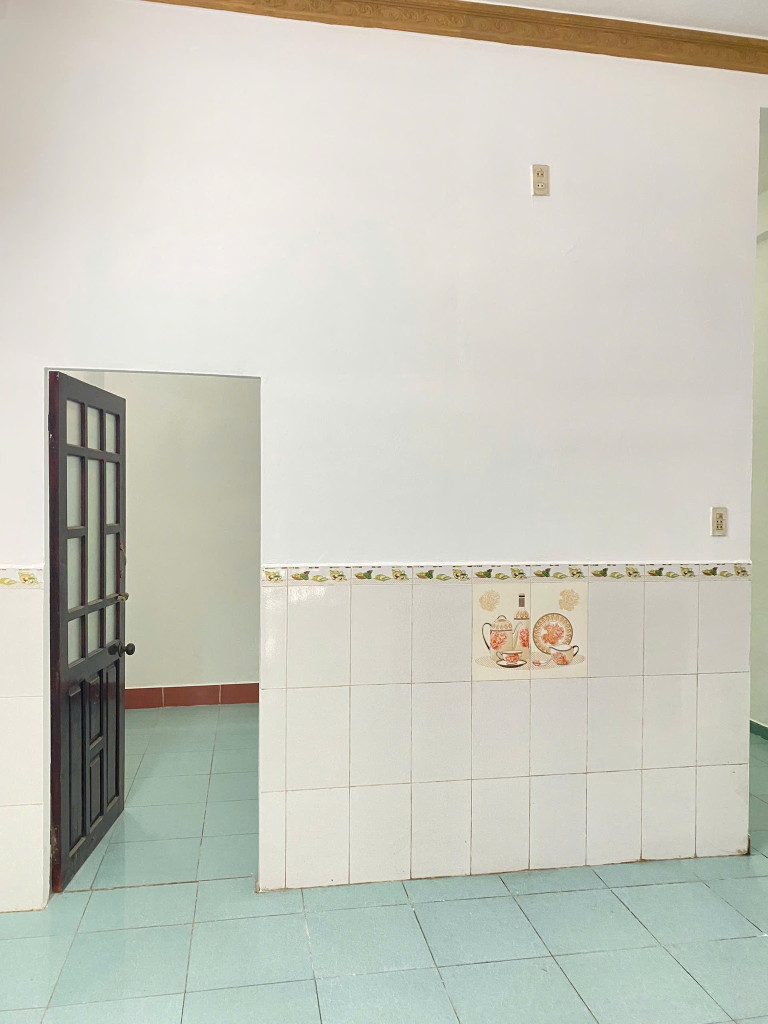 Nhà 2 tầng mặt tiền Hoà Minh 3, Liên Chiểu. Vị trí ngay biển đi bộ được.