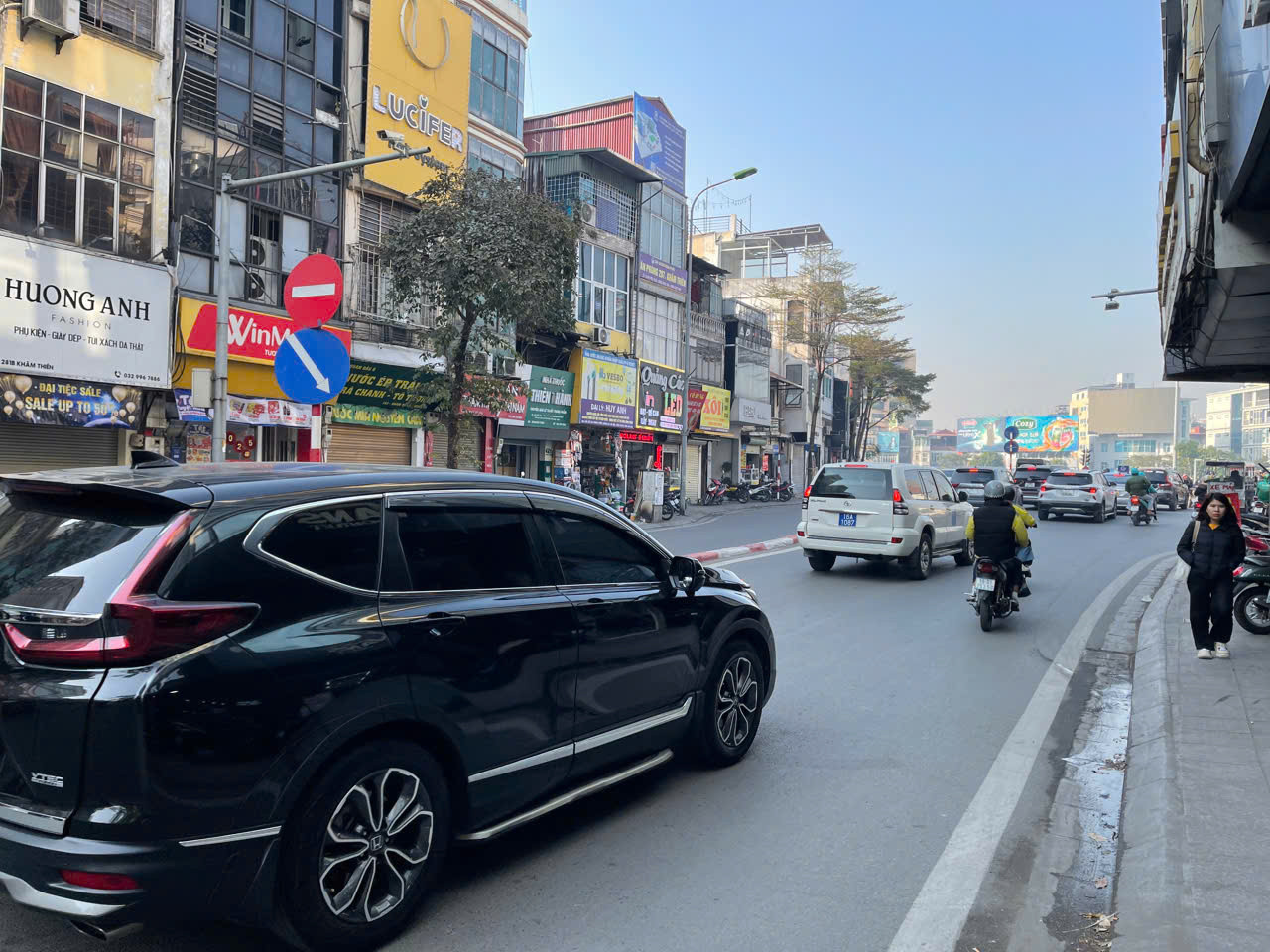MẶT PHỐ KHÂM THIÊN,KINH DOANH ĐỈNH ,VỈA HÈ ĐÁ BÓNG ,TẦNG 1 THÔNG SÀN KINH DOANH ,GIÁ ĐẦU TƯ,68M2,5T,NHỈNH 37 TỶ