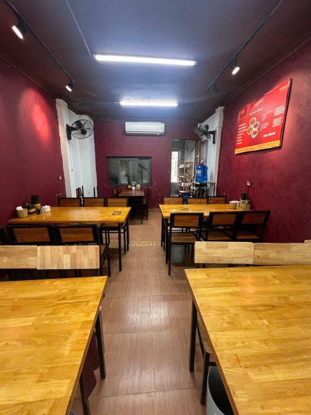 Bán nhà Mặt phố Hoàng Cầu (Đống Đa) 20m, 5 tầng, mt 3.5m, giá 12 tỷ