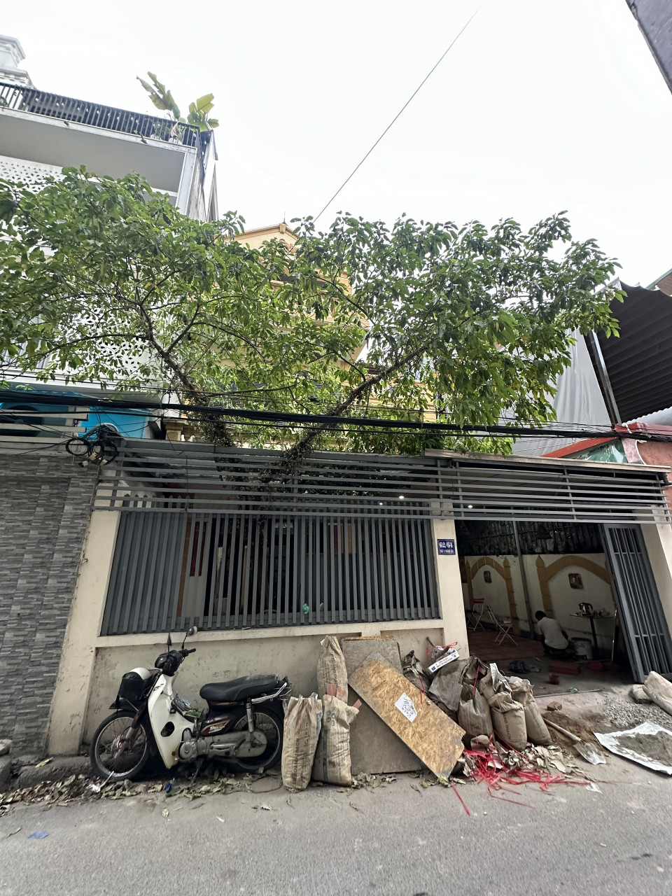 Bán nhà ngõ 31 Hoàng Cầu Ô tô tránh, Ngõ Thông 125m MT8.3m 40 tỷ