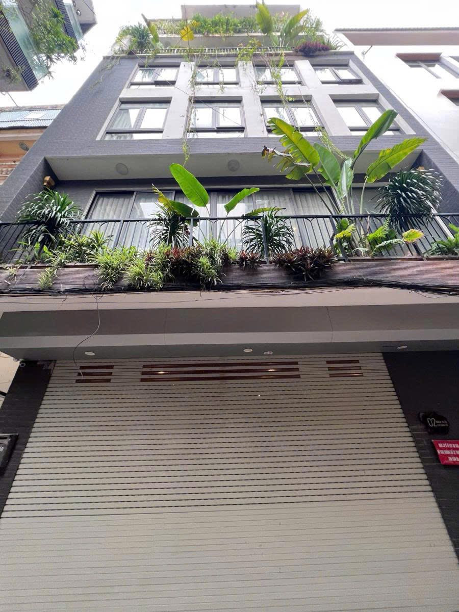 BÁN NHÀ PHÂN LÔ ĐƯỜNG TRẦN QUANG DIỆU. 52M2 - 7 TẦNG. THANG MÁY. LÔ GÓC.