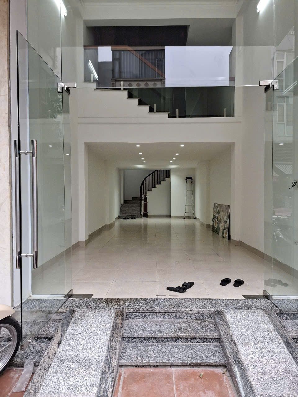 Cho Thuê Nhà Mặt Đường Nguyễn Công - Kiến Hưng - Hà Đông 50M² 7 Tầng  6 Phòng - Tầng 1,2 Thông Sàn - Kinh Doanh - Giá Thuê 25tr