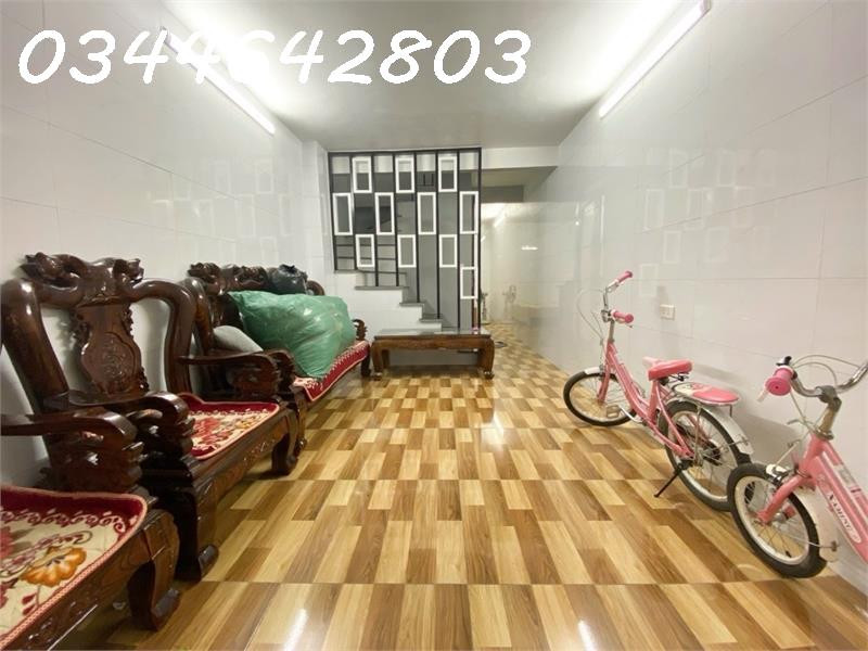 Nhà 3 tầng x 35m2- HOÀNG ĐẠO THÀNH - KIM GIANG( chỉ 5 tỷ)