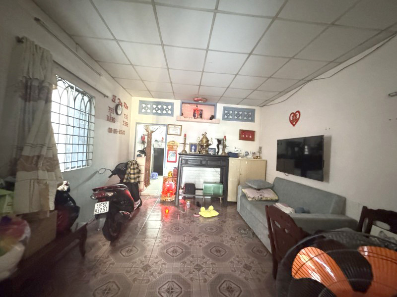 Bán Nhà Hẻm 10m  90m2_5*18 Gần Hoàng Diệu 2 Linh Trung Thủ Đức Chỉ 7.4 tỷ Vị Trí Đẹp