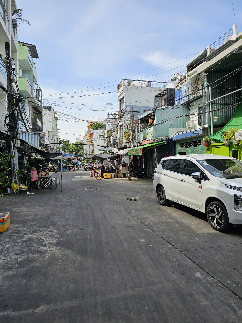 MẶT TIỀN ĐƯỜNG Q4
CĂN GÓC 3 TẤM 
NHÀ MỚI CHỈ 3 TỶ