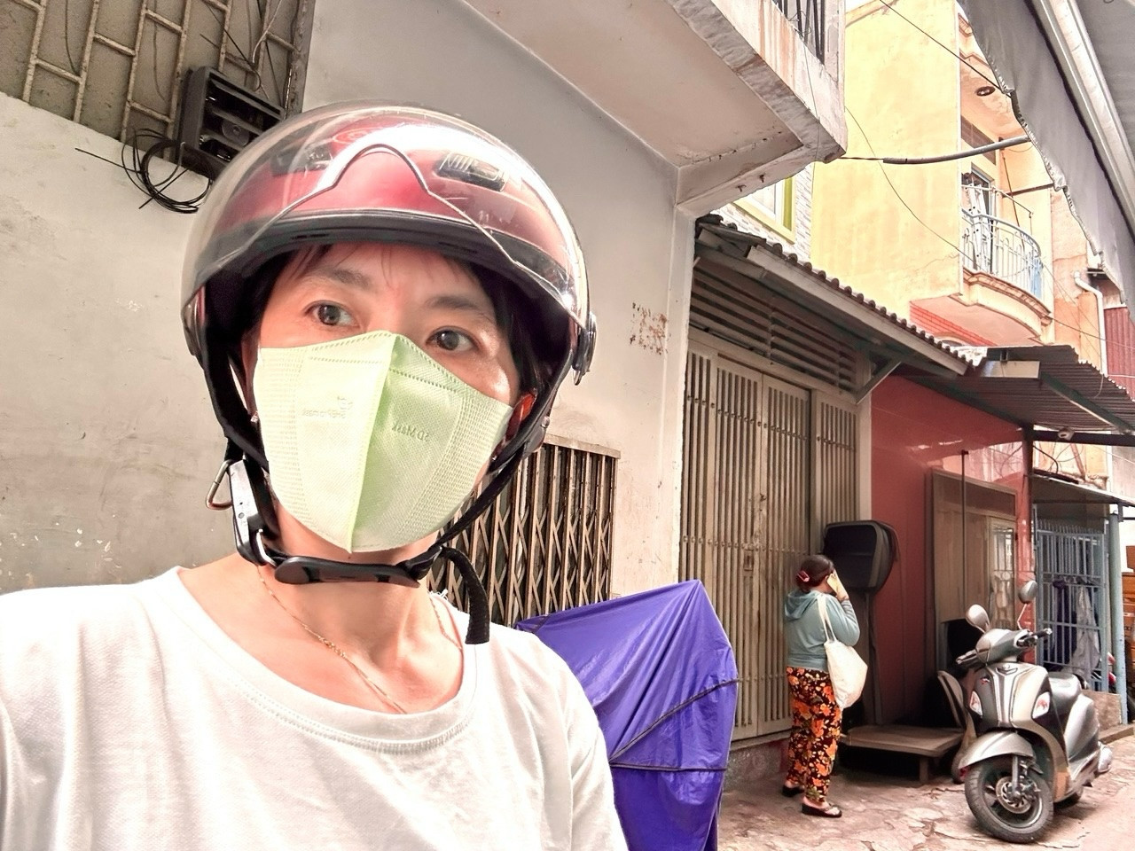NHÀ BÁN CÁCH VÀI BƯỚC CHÂN RA MẶT TIỀN HOÀNG DIỆU- THUẬN TIÊN ĐI LẠI- GẦN SIEU THỊ ,TRƯỜNG ĐẠI HỌC LUẬT NGUYỄN TÂT THÀNH.