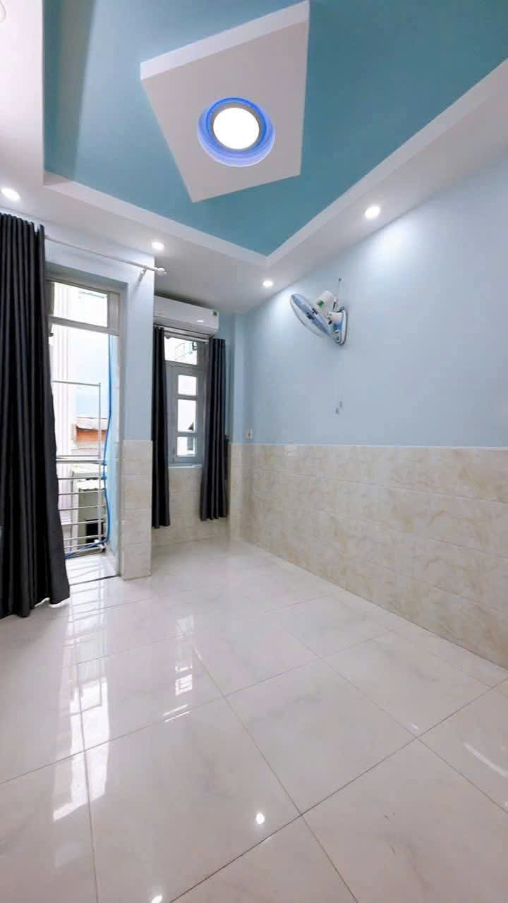 BÁN NHÀ QUẬN 4 – NHÀ TỐT - KÈO THƠM SÁT MT ĐƯỜNG Chỉ 5 tỷ