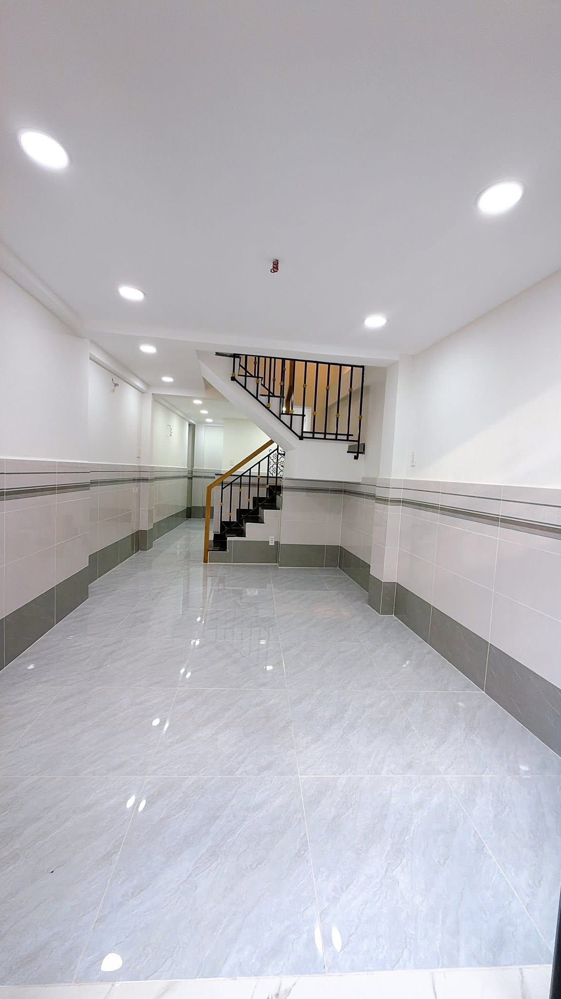 BÁN NHÀ HẺM 243/62 HOÀNG DIỆU 4 PHÒNG NGỦ QUẬN 4