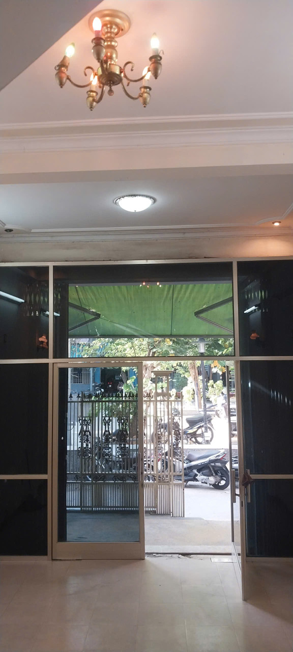 ♣ Nhà Hoàng Diệu View Công Viên, Kiệt 3.5m thông, 72m2, 2 tầng cứng cáp, 3.x tỷ