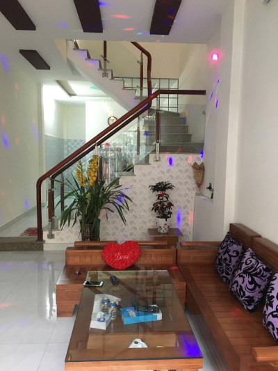 # Nhà Kiệt thẳng ra Hoàng Diệu, 51m2, 2 tầng sạch đẹp, 3.x tỷ