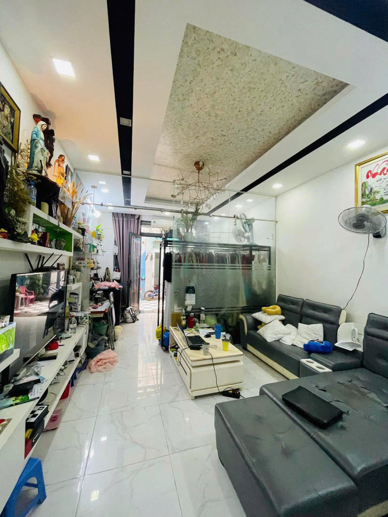 Bán nhà Hẻm Hoàng Hoa Thám, giao Nguyễn Thượng Hiền, 4x20m, 4 Tầng, 5PN, 9.5 tỷ.