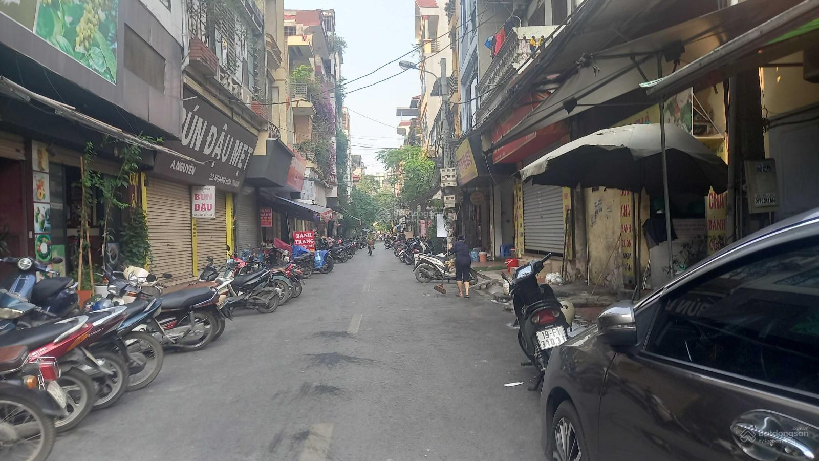 HOT - Bán nhà phố Hoàng Hoa Thám -  phố cổ Hà Đông, 63m2, chỉ hơn 100tr/1m2