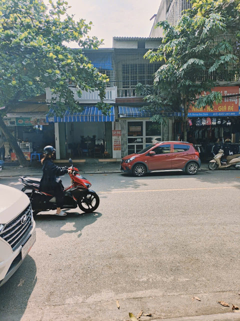 Chính chủ bán nhà mặt phố trung tâm TP. Yên Bái 100 m². giá 3,3 tỷ