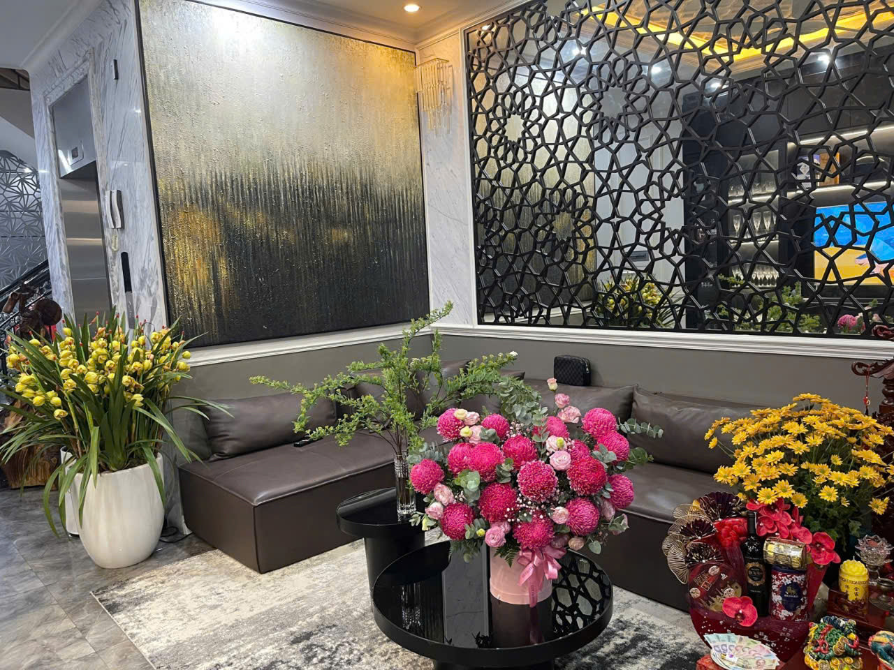 BÁN NHÀ BÁN ĐẢO LINH ĐÀM- HOÀNG MAI, 57 M2, 6 TẦNG, TM, MT 4,1M, GIÁ 16 TỶ.