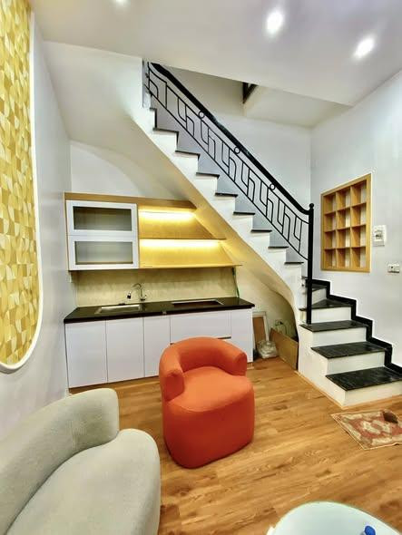 Cho Thuê Nhà Ngõ Hoàng Mai 25M² 5 Tầng 3 Ngủ Full Đồ - Ở, Kinh Doanh - Giá Thuê 16tr