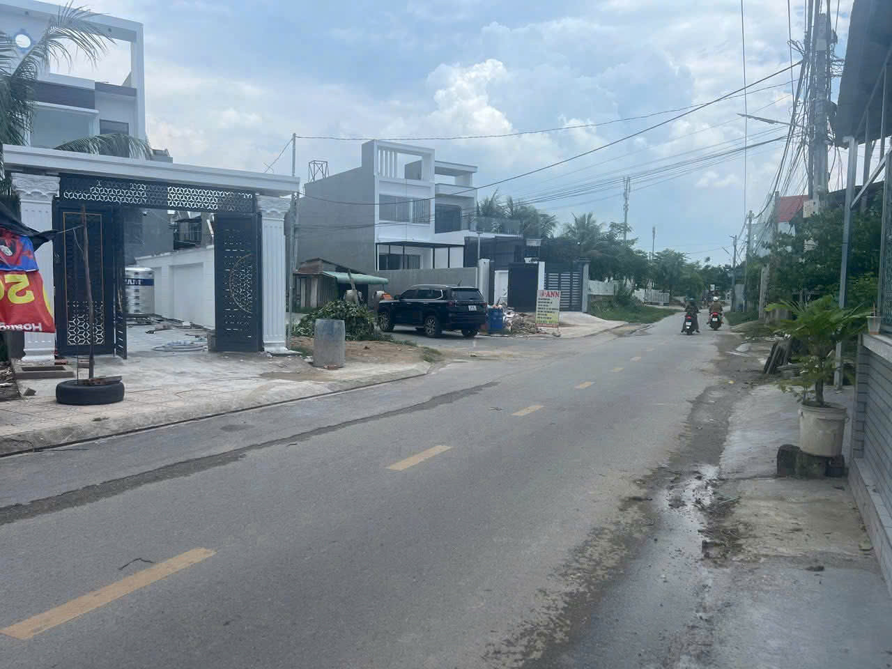 NHÀ Buôn Bán 2Mặt TIỀN ĐƯỜNG HOÀNG MINH CHÁNH 1 LẦU 1 TRỆT MỚI XÂY