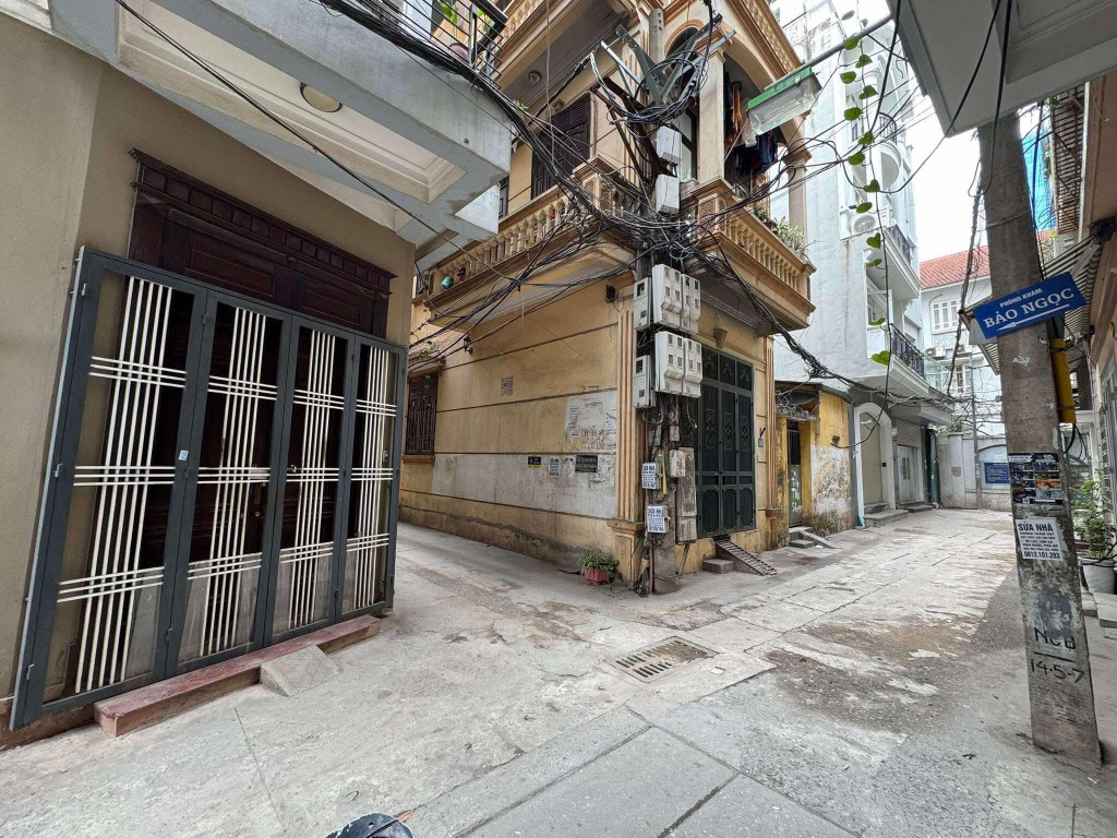 Bán nhà lô góc 4 tầng phố Hoàng Ngân, Thanh Xuân, dân xây, chỉ 7.5 tỷ