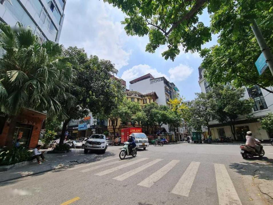 Bán nhà mặt phố Hoàng Ngân, Cầu Giấy, 262m², 6x tỷ