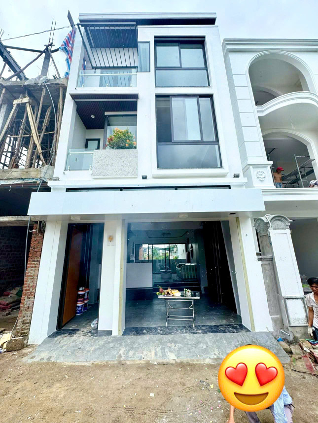 Bán nhà 3 tầng kiệt ô tô Hoàng Quốc Việt, phường An Đông, Tp.Huế sát bên Phú Mỹ An - Siêu Thị Aeon Mall