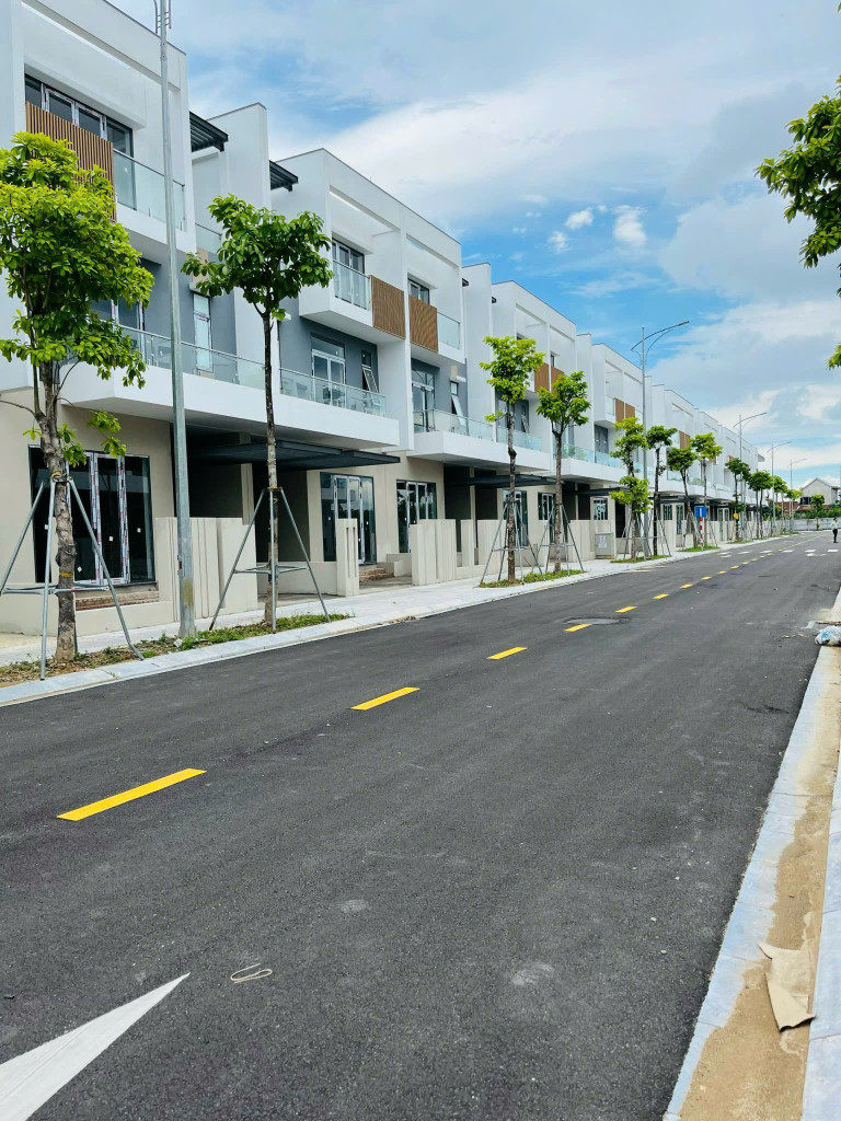 Căn hộ 128m2 giá chỉ 9 tỷ, sở hữu ngay nhà phố sang trọng tại BGI Topaz Downtown Huế!